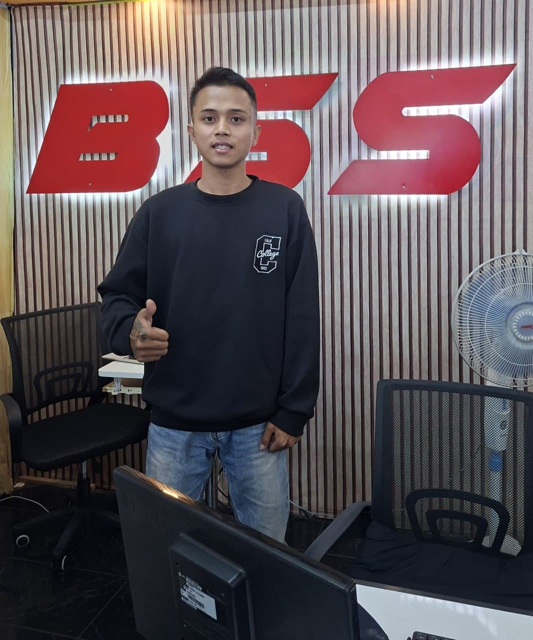 Peralatan mikrosoldering profesional